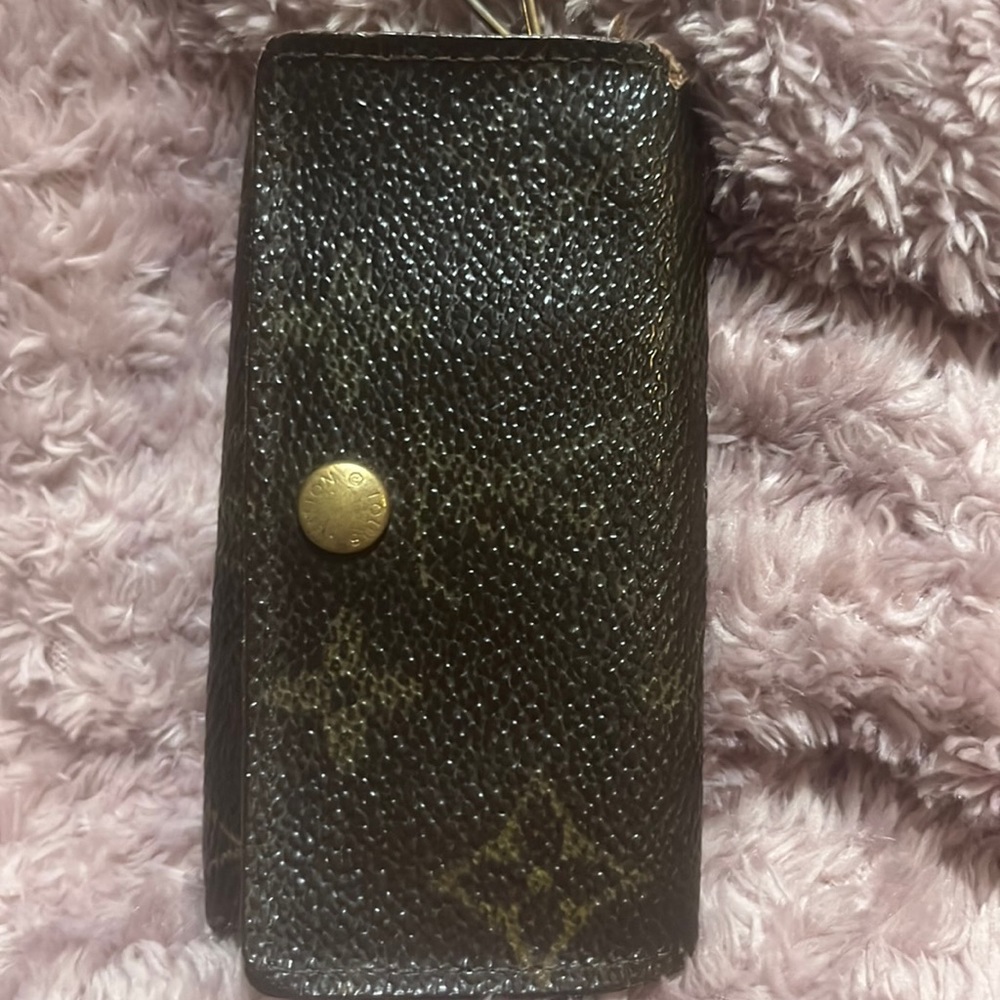 Vintage Authentic LV Keyholder
